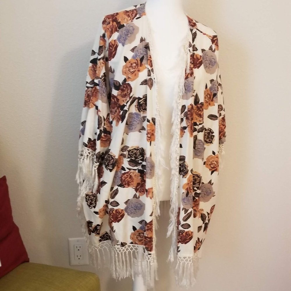 3/$81💗4/$90 Element Fringed Kimono